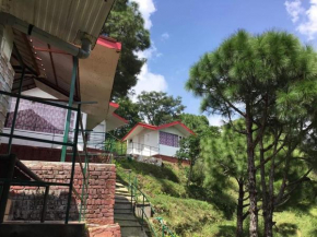 Popping Pines Cottages Kasauli